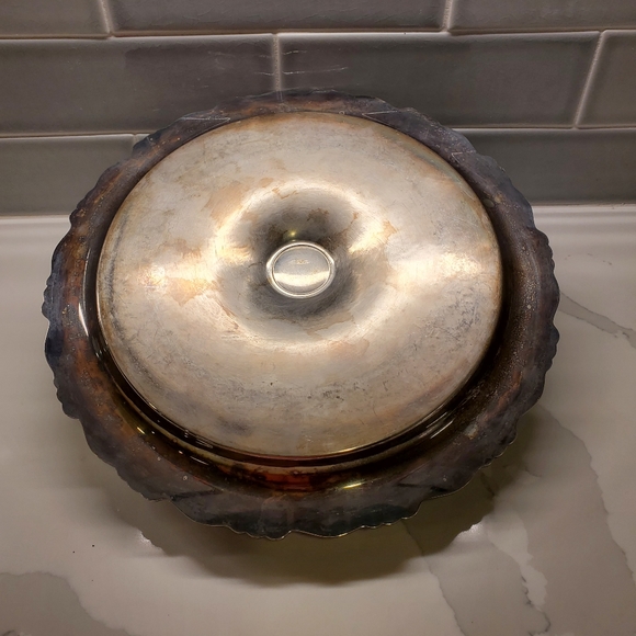 Oneida William A. Rogers Silversmiths 12"  Round Silver Plate Server with Attac - Picture 5 of 10